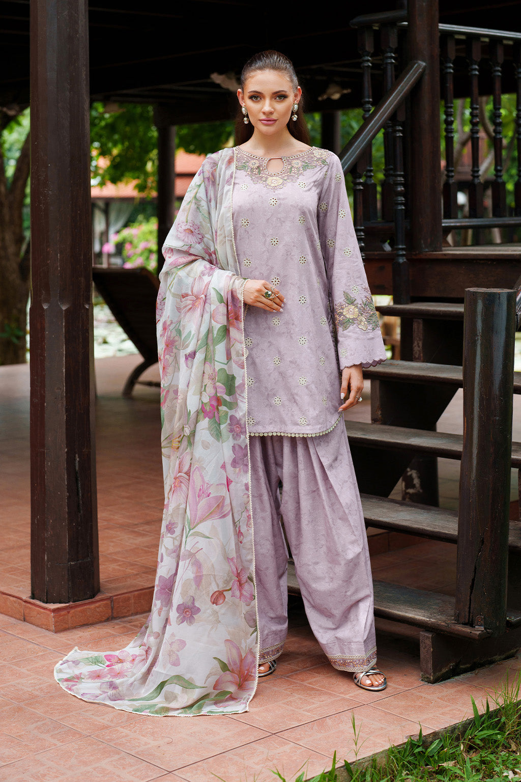 Iznik | lawn 26 | UE-278