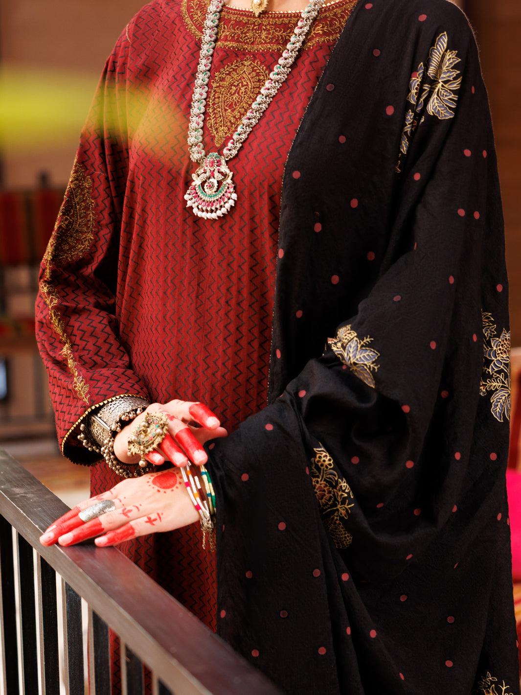 Almirah | Luxury Edit | ALP-3PS-1802