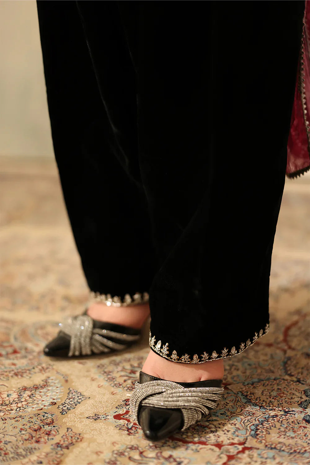 Baroque | EMBROIDERED VELVET | PR-1224