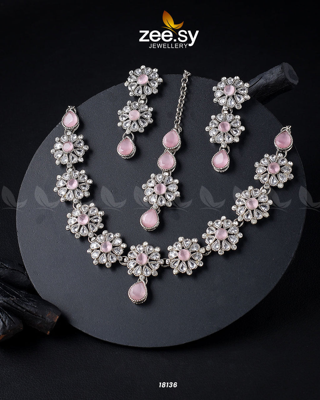 Narcissus Necklace Set - Libasekhas