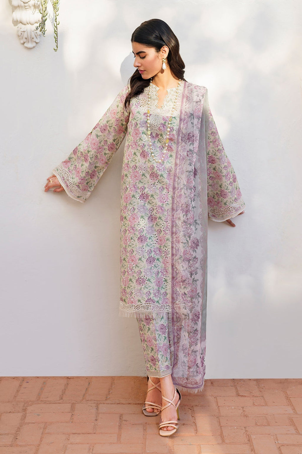 Baroque | Embroidered Lawn | SF-638