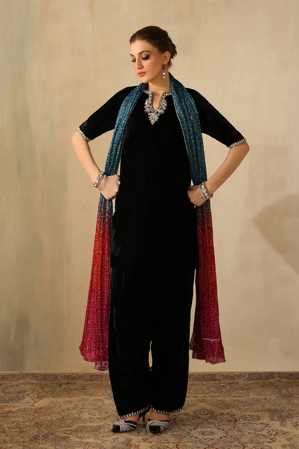 Baroque | EMBROIDERED VELVET | PR-1224