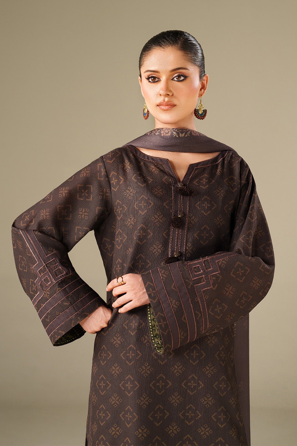 Iznik | Winter Chapter 25 | UE-564 Printed Khaddar