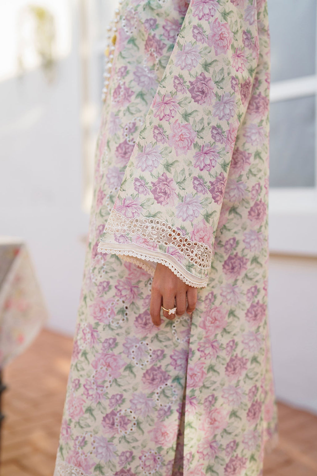 Baroque | Embroidered Lawn | SF-638