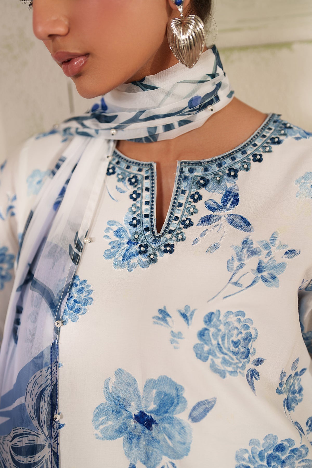 Baroque | Embroidered Lawn | SF-4413