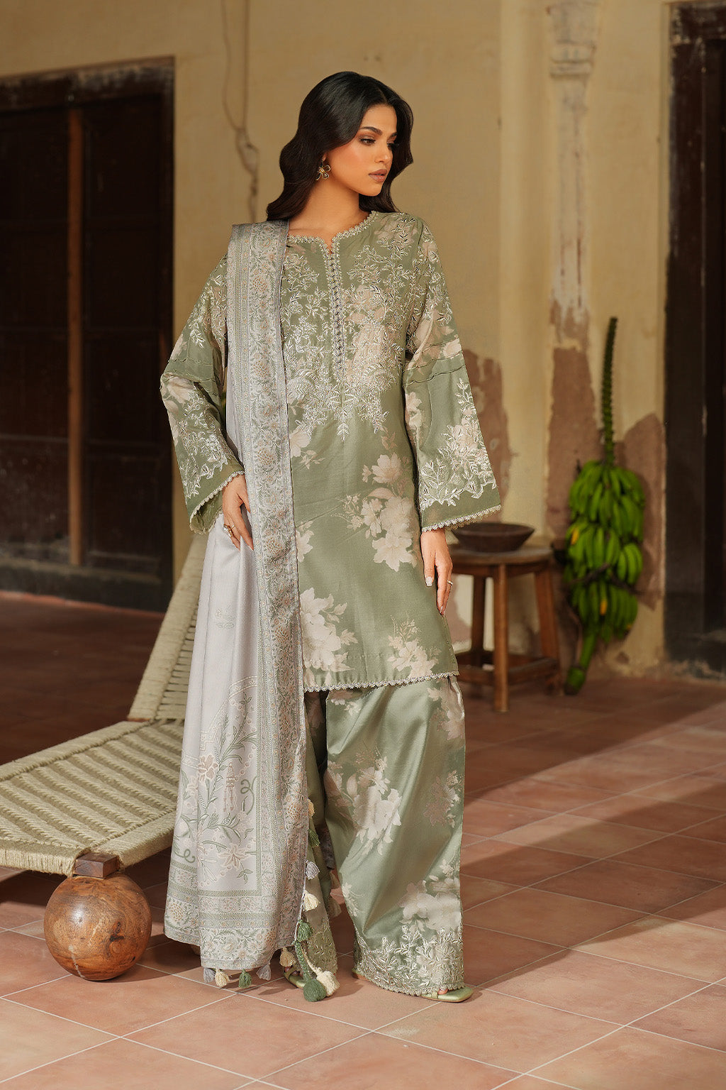 Iznik | Winter 25 | IPF-08