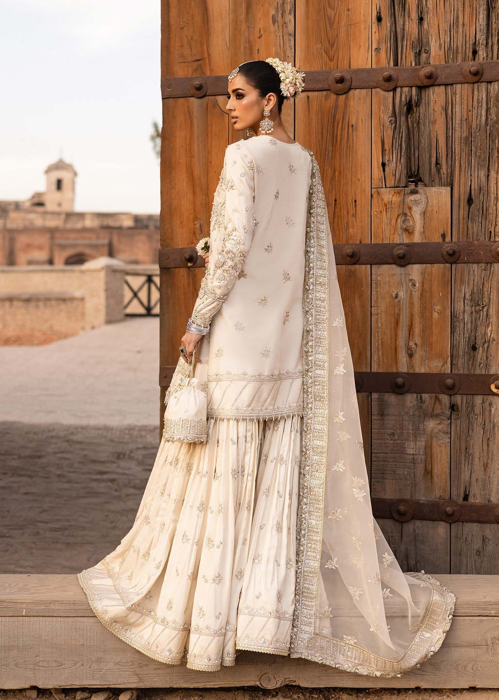 Akbar Aslam | Dastaan Luxury Formals | Roshaneh