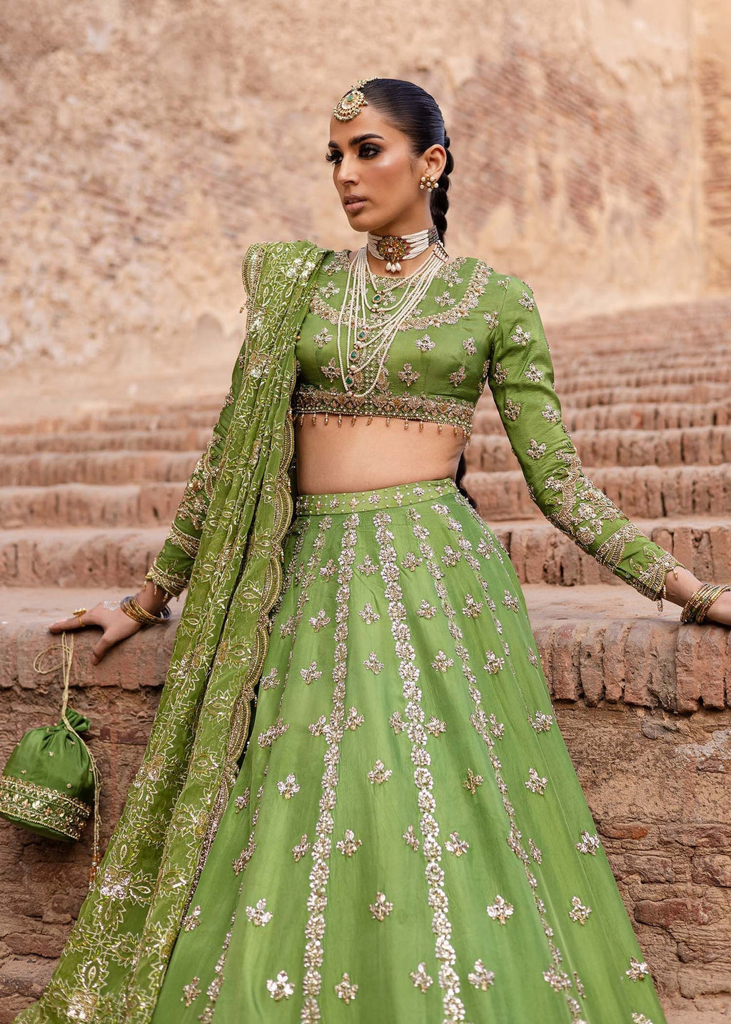 Akbar Aslam | Dastaan Luxury Formals | Nashmira