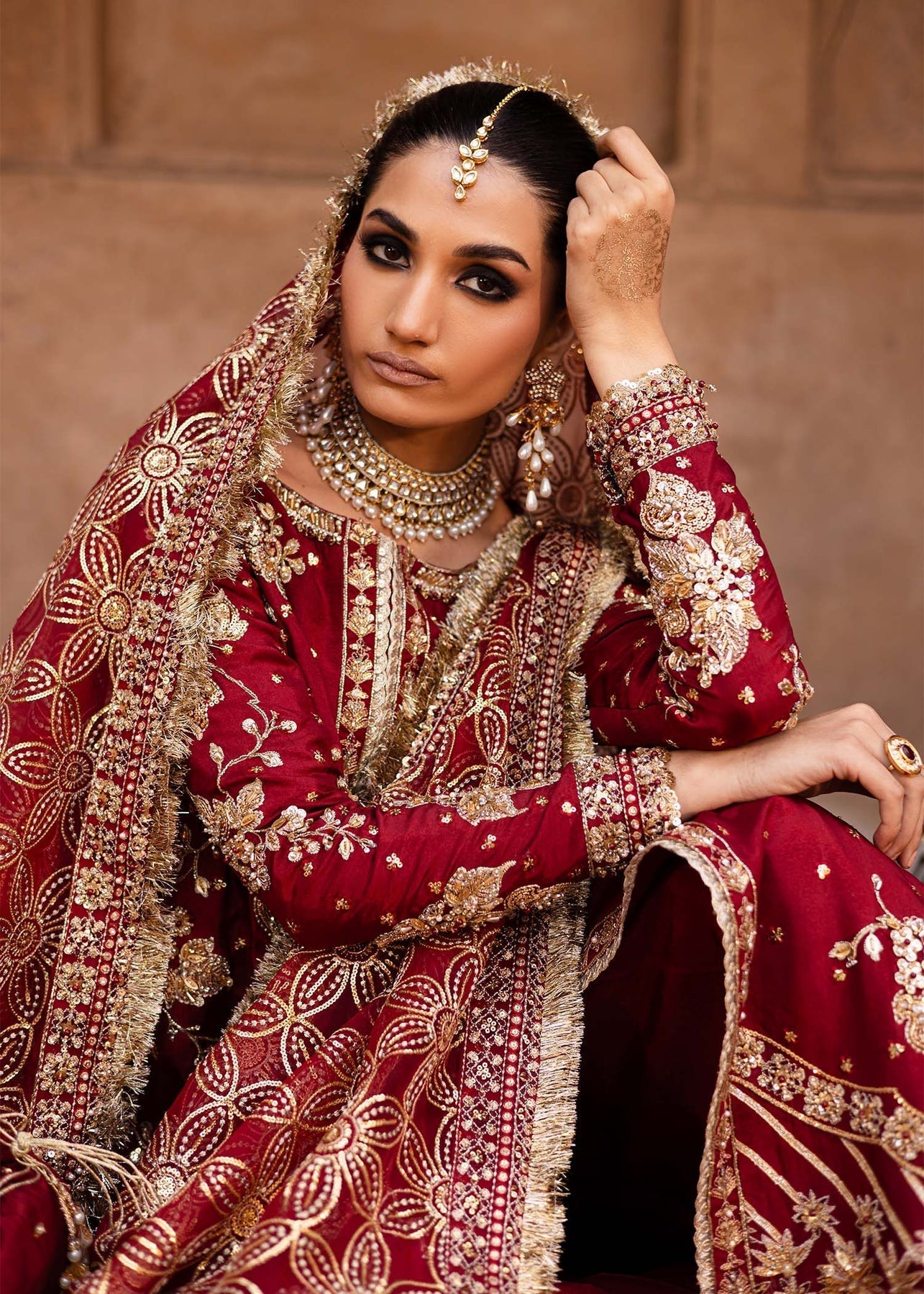 Akbar Aslam | Dastaan Luxury Formals | Arusa