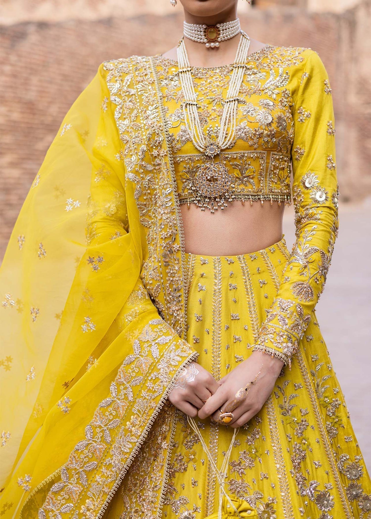 Akbar Aslam | Dastaan Luxury Formals | Nureh