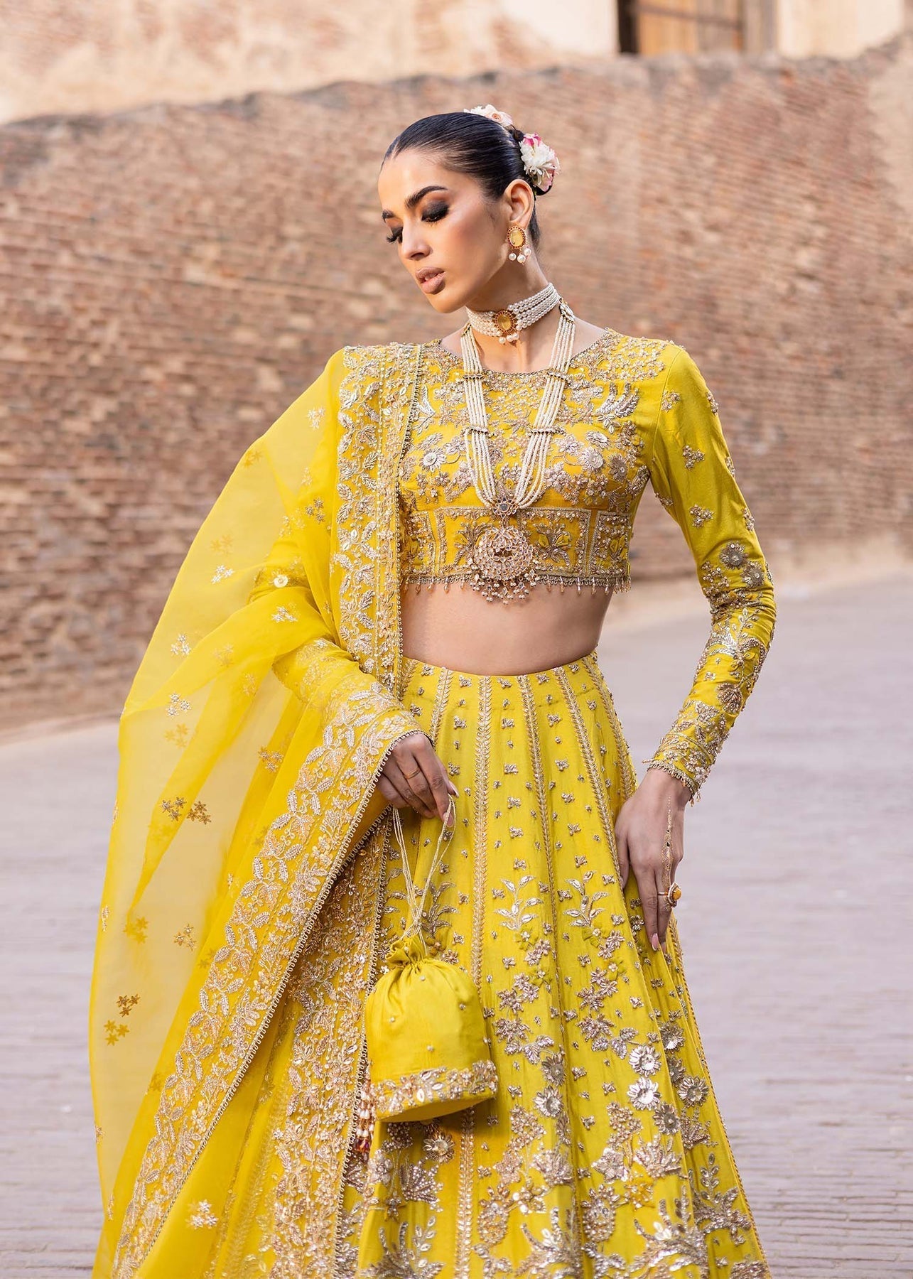 Akbar Aslam | Dastaan Luxury Formals | Nureh