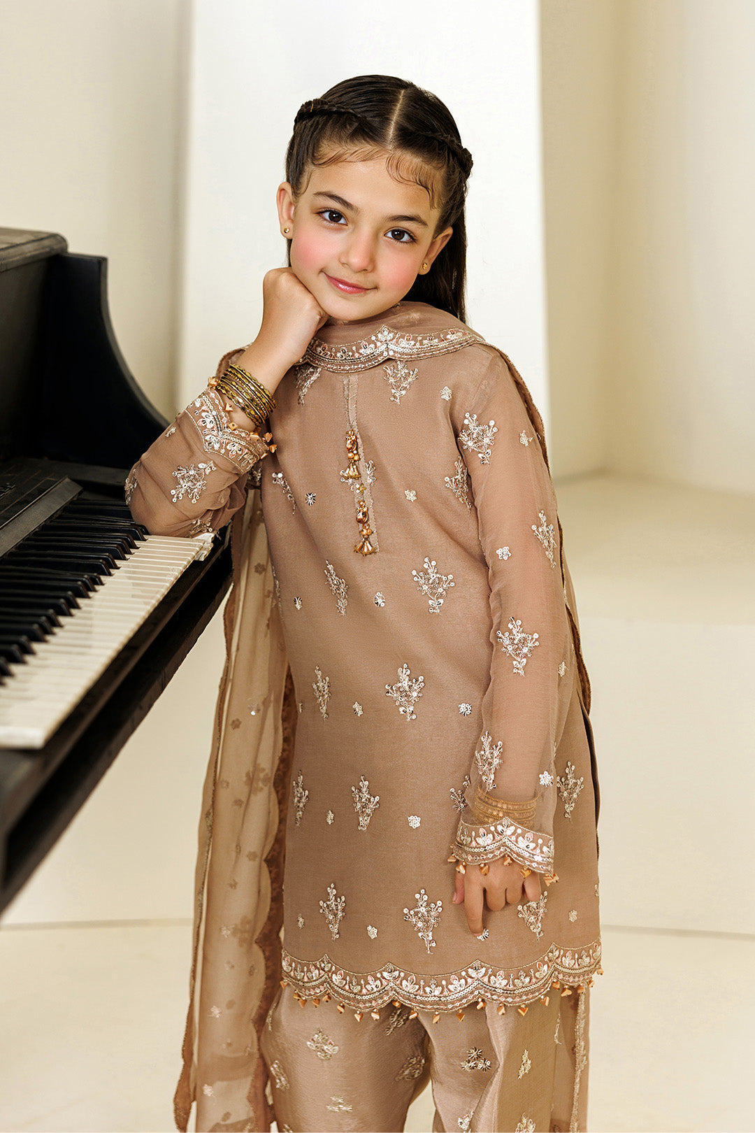 Alizeh | AYMAL V4 - LUXURY BAMBER CHIFFON '26 | AFK-BCH-1007-Dise