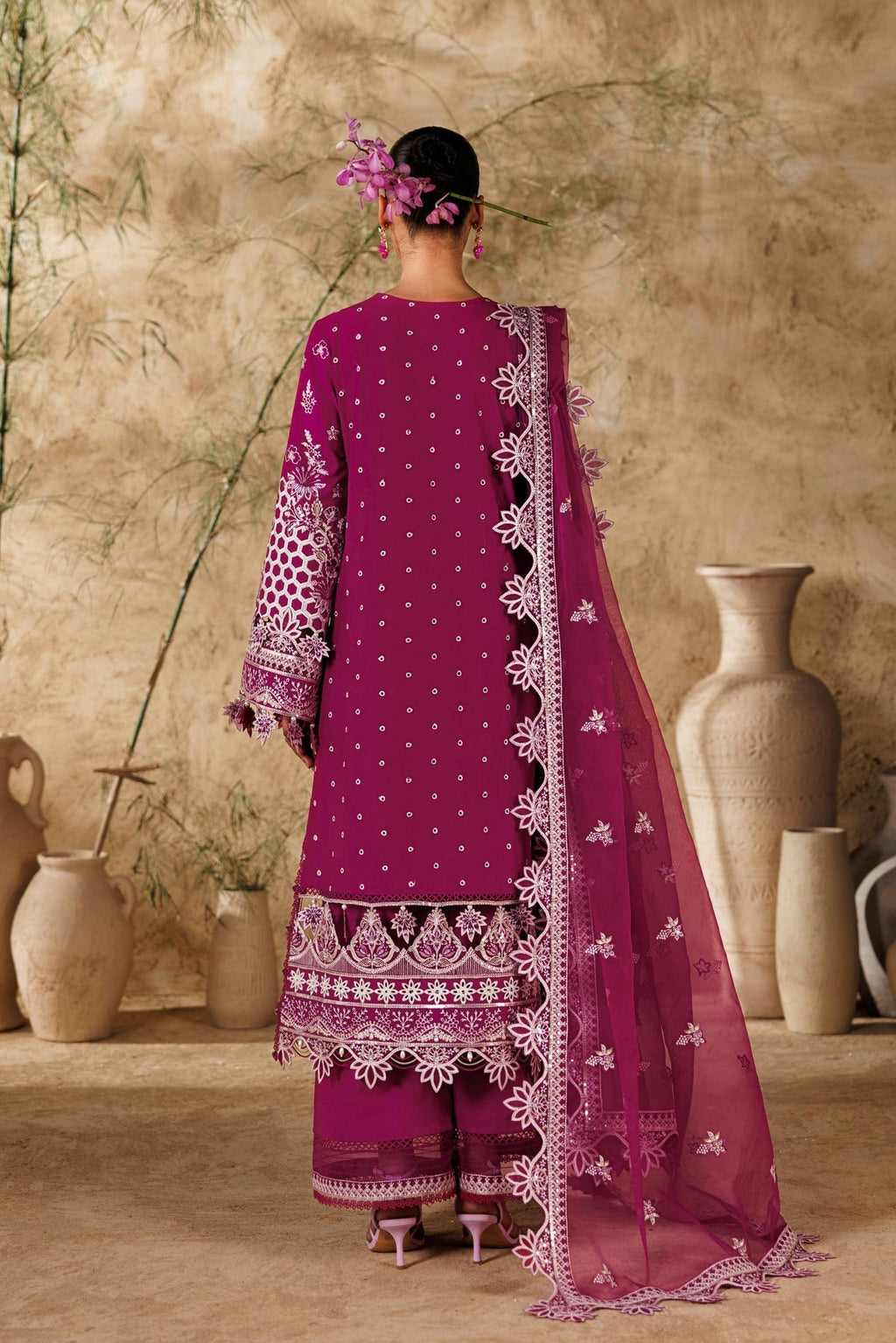 Akbar Aslam | Elea Lawn 26 | Poise