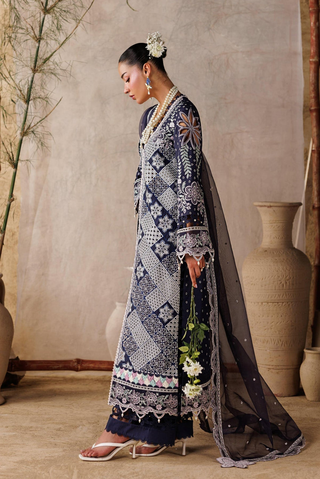 Akbar Aslam | Elea Lawn 26 | Veloure