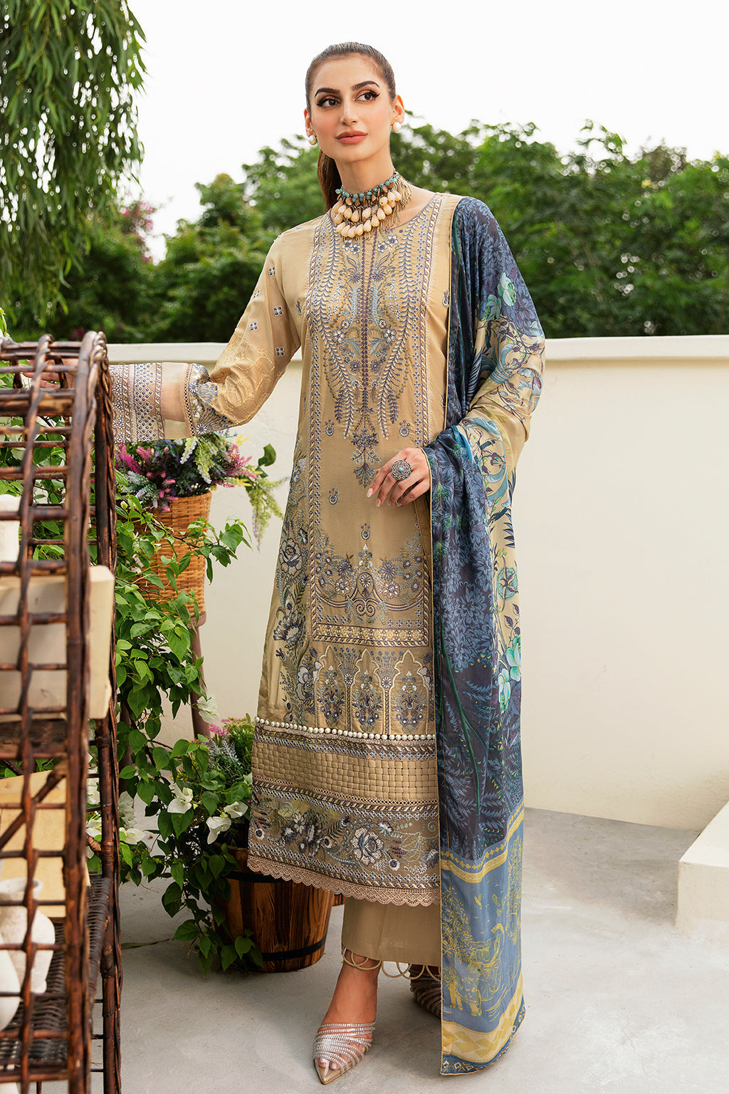 Ramsha | Luxury Lawn 24 | Y-802 - House Of Anaya