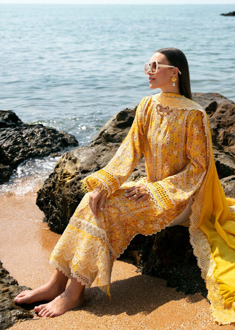 kanwal Malik | Mayal Luxury Lawn | Elara - House Of Anaya