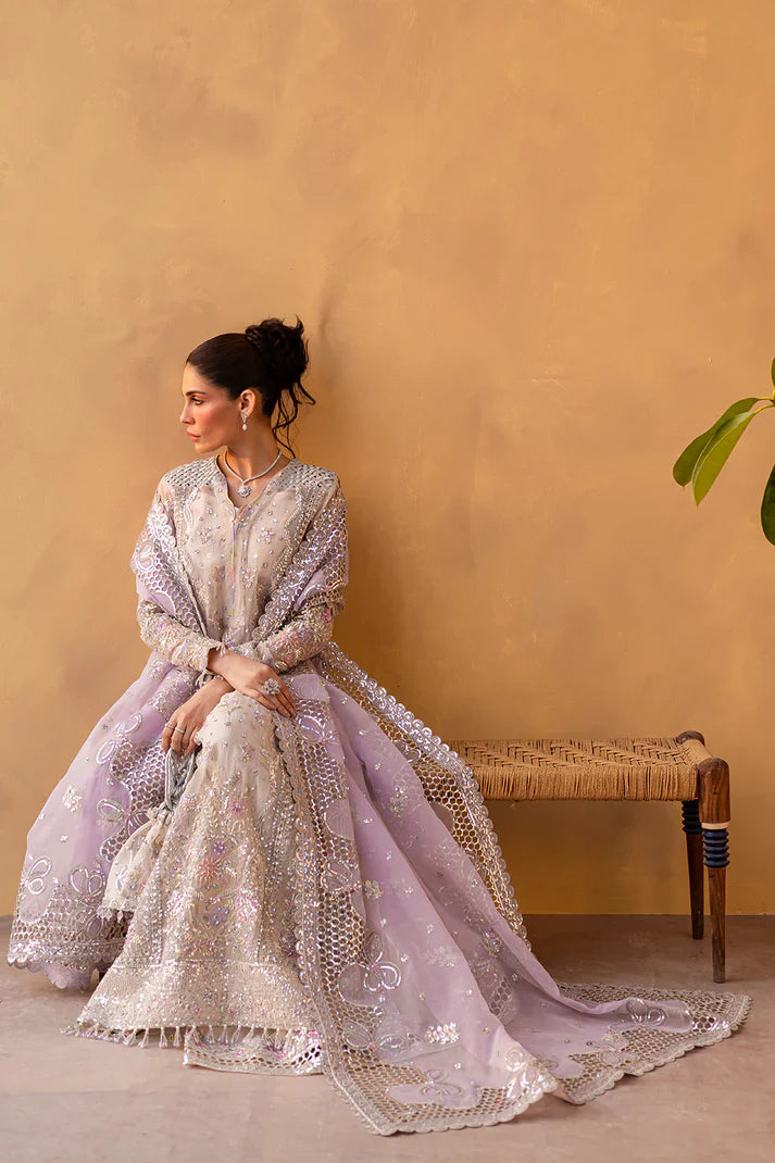 Emaan Adeel | Regalia Luxury Formals | LUNARA