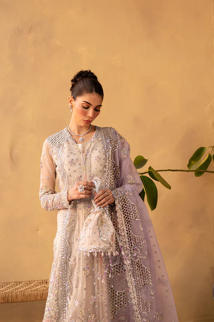 Emaan Adeel | Regalia Luxury Formals | LUNARA