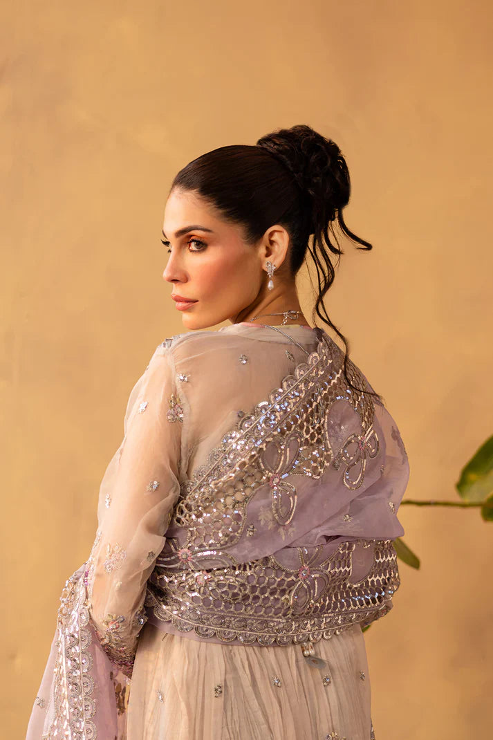 Emaan Adeel | Regalia Luxury Formals | LUNARA