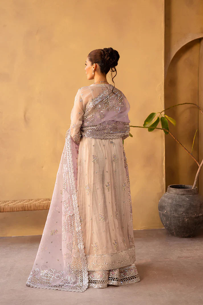 Emaan Adeel | Regalia Luxury Formals | LUNARA