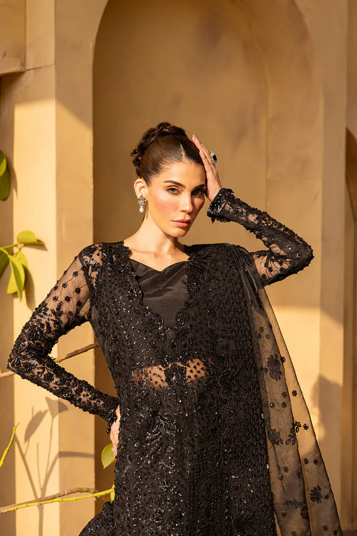 Emaan Adeel | Regalia Luxury Formals | VELVRA