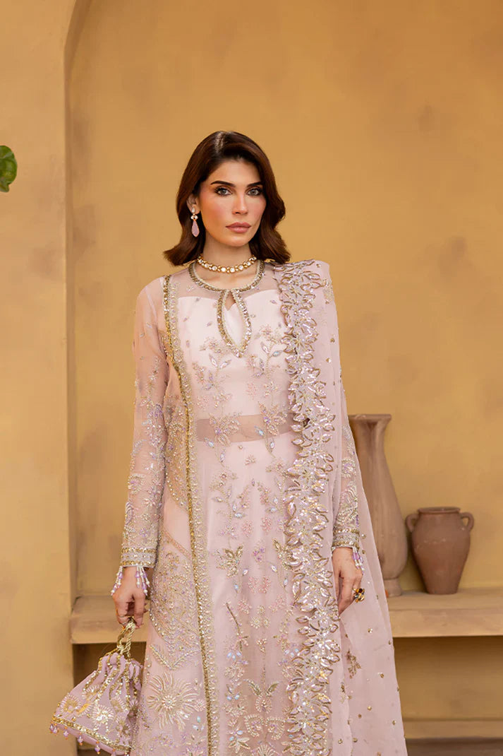 Emaan Adeel | Regalia Luxury Formals | VELOURA