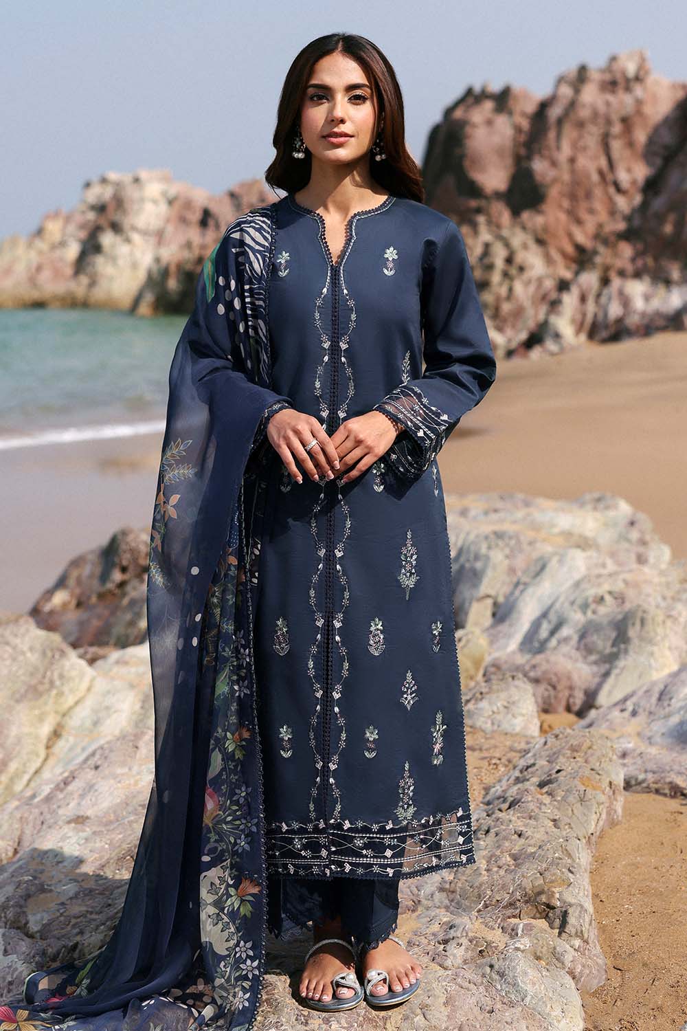 Seran | Afsanah Lawn 25 | MERAL - Riwayat-e-Khas