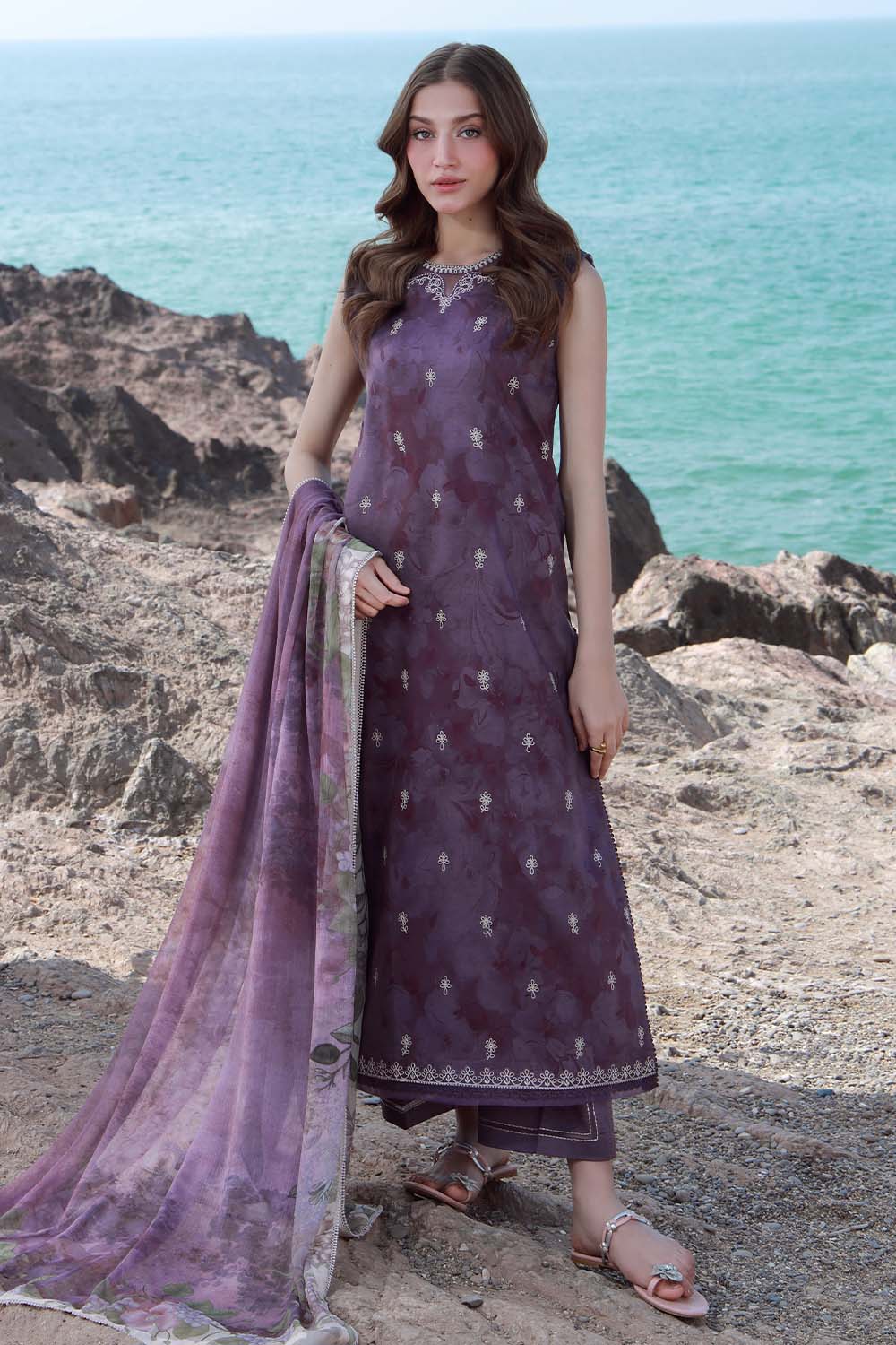 Seran | Afsanah Lawn 25 | MYRA - Riwayat-e-Khas