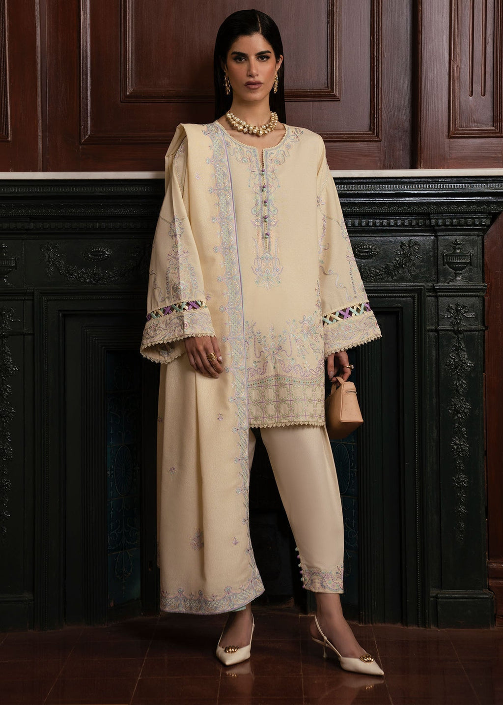 Kanwal Malik | Gulana Winter 25 | ShahGul