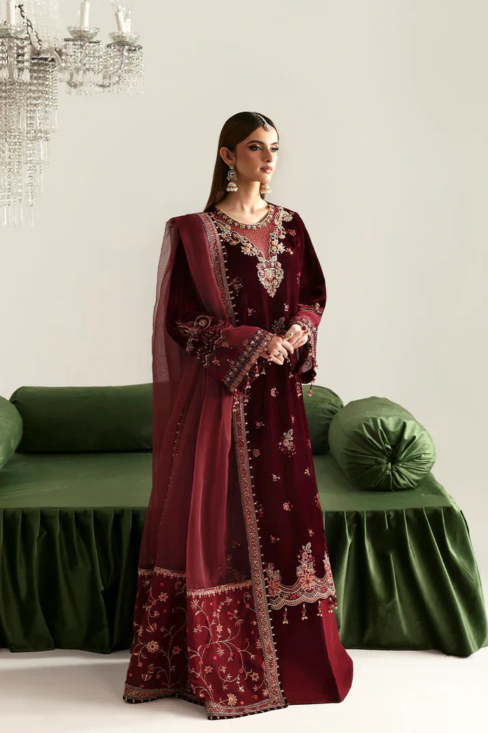 Emaan Adeel | Zarposh Velvet Collection | NADIRA