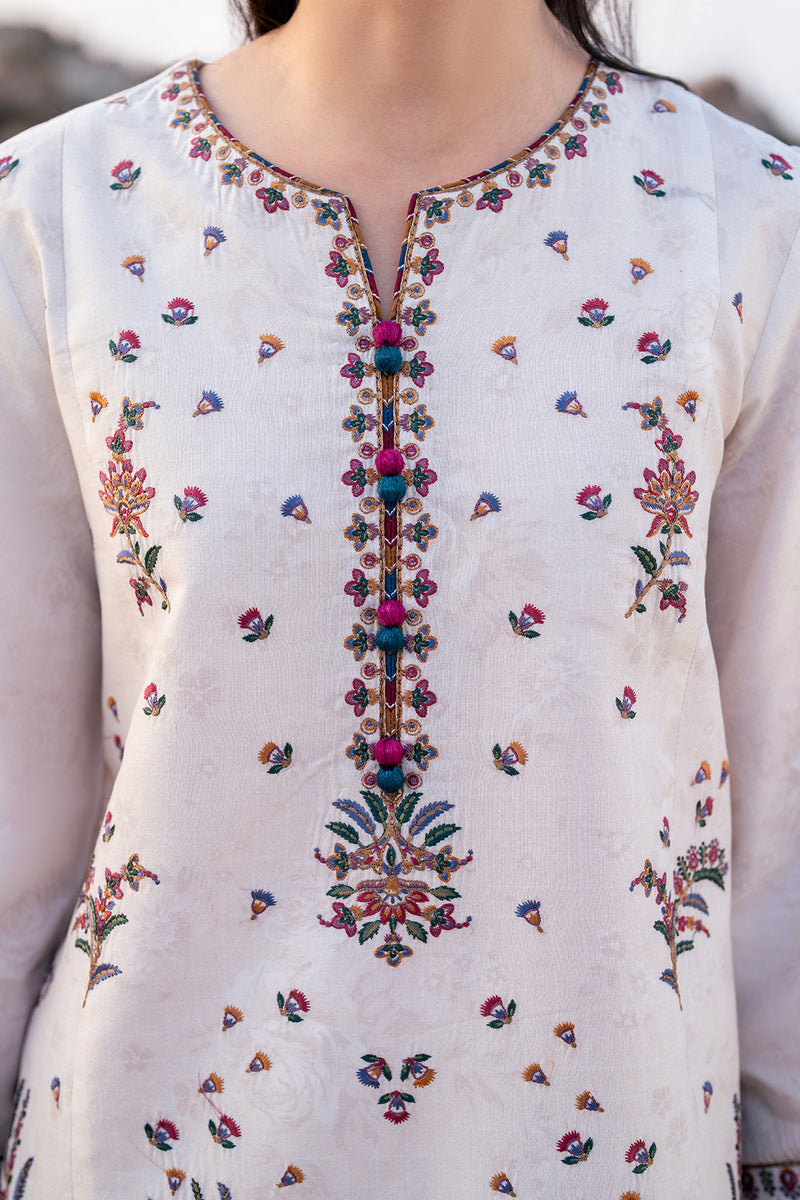 Jazmin | Summer Lawn 25 | USE-9158
