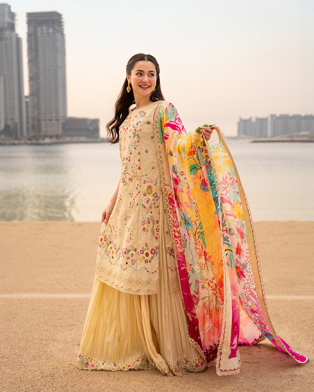 Faiza Saqlain | Aya | Merjem