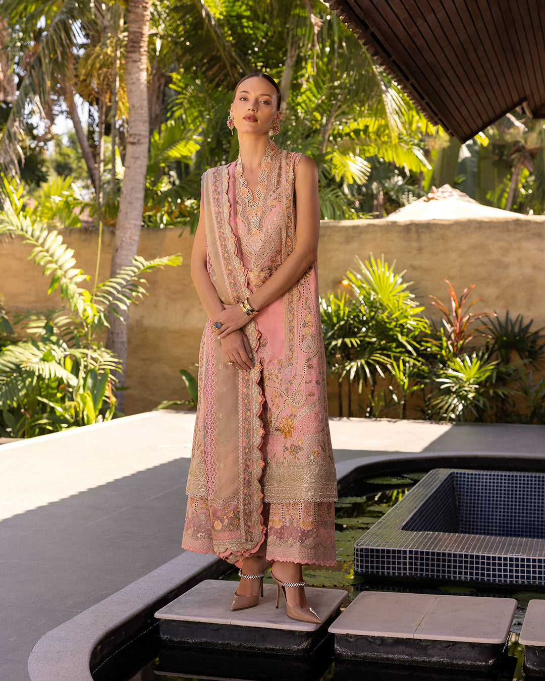 Faiza Saqlain | Zinnia Lawn 25 | Peony - Riwayat-e-Khas