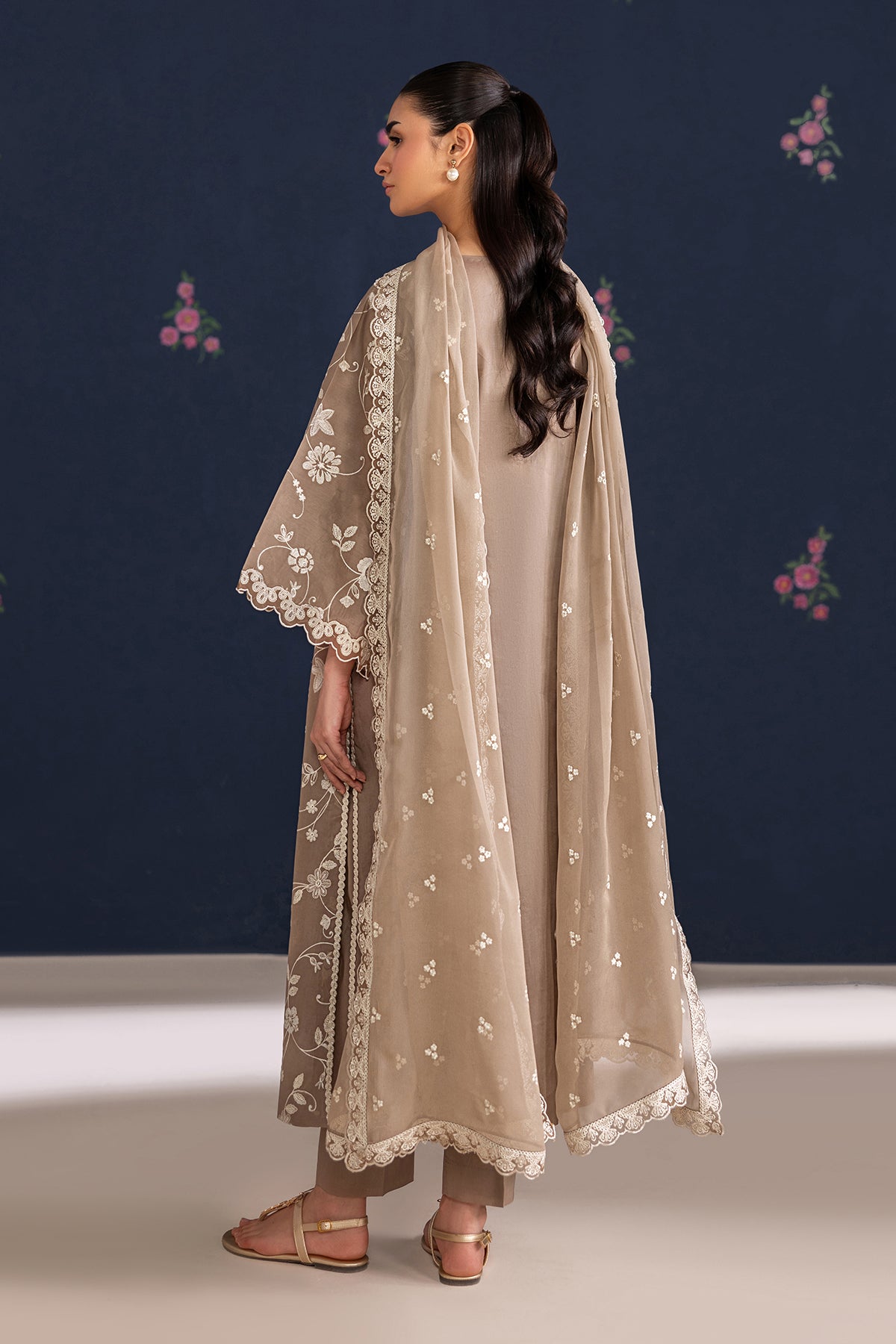 Baroque | Embroidered Lawn | SF-4467