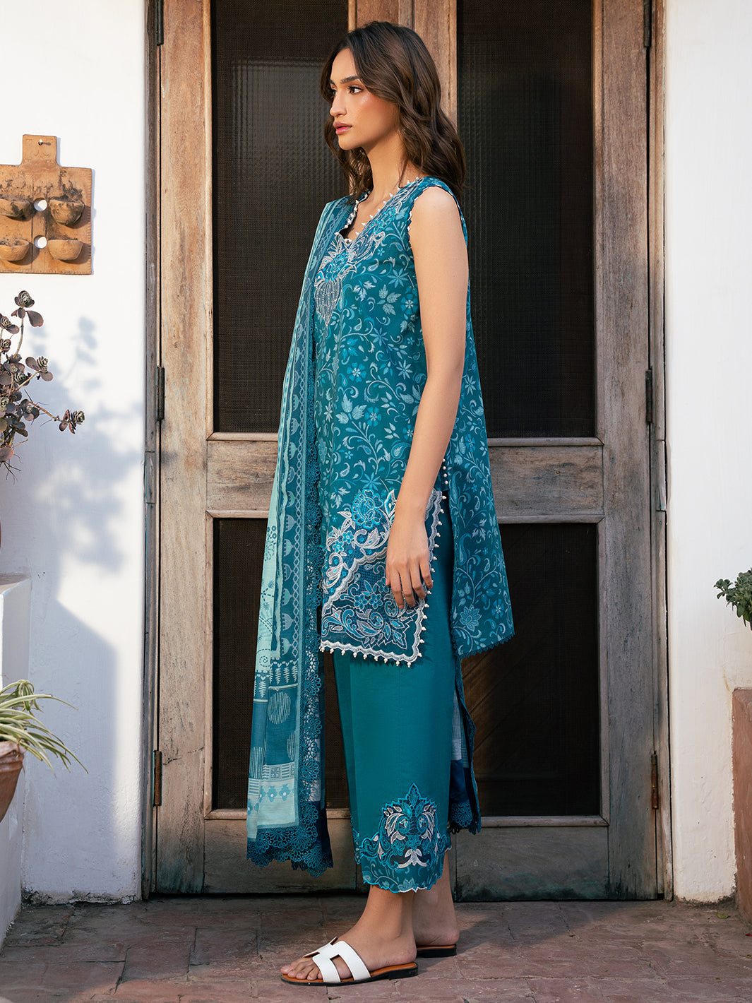 Bin Ilyas | Hazel Printed Lawn 25 | 2073 - B