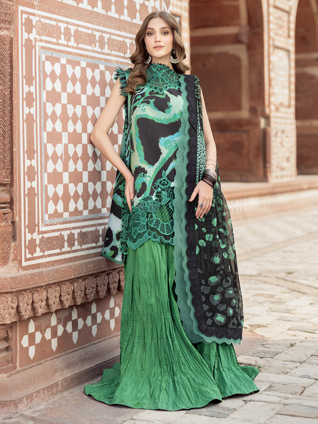 Bin Ilyas | Naqsh Naaz Luxury Lawn 25 | 2086 - A