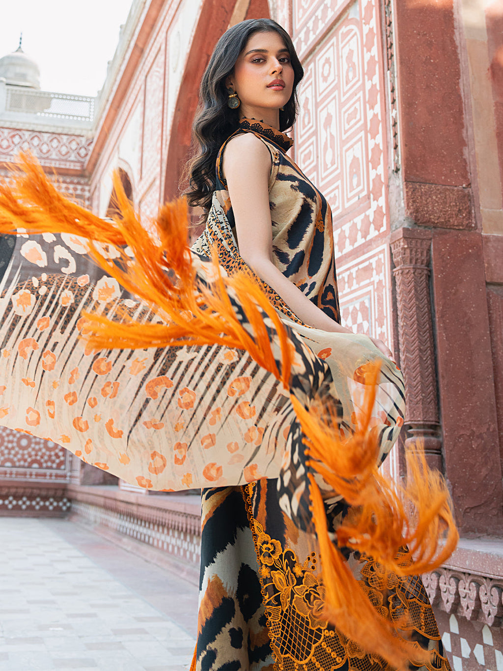 Bin Ilyas | Naqsh Naaz Luxury Lawn 25 | 2086 - B