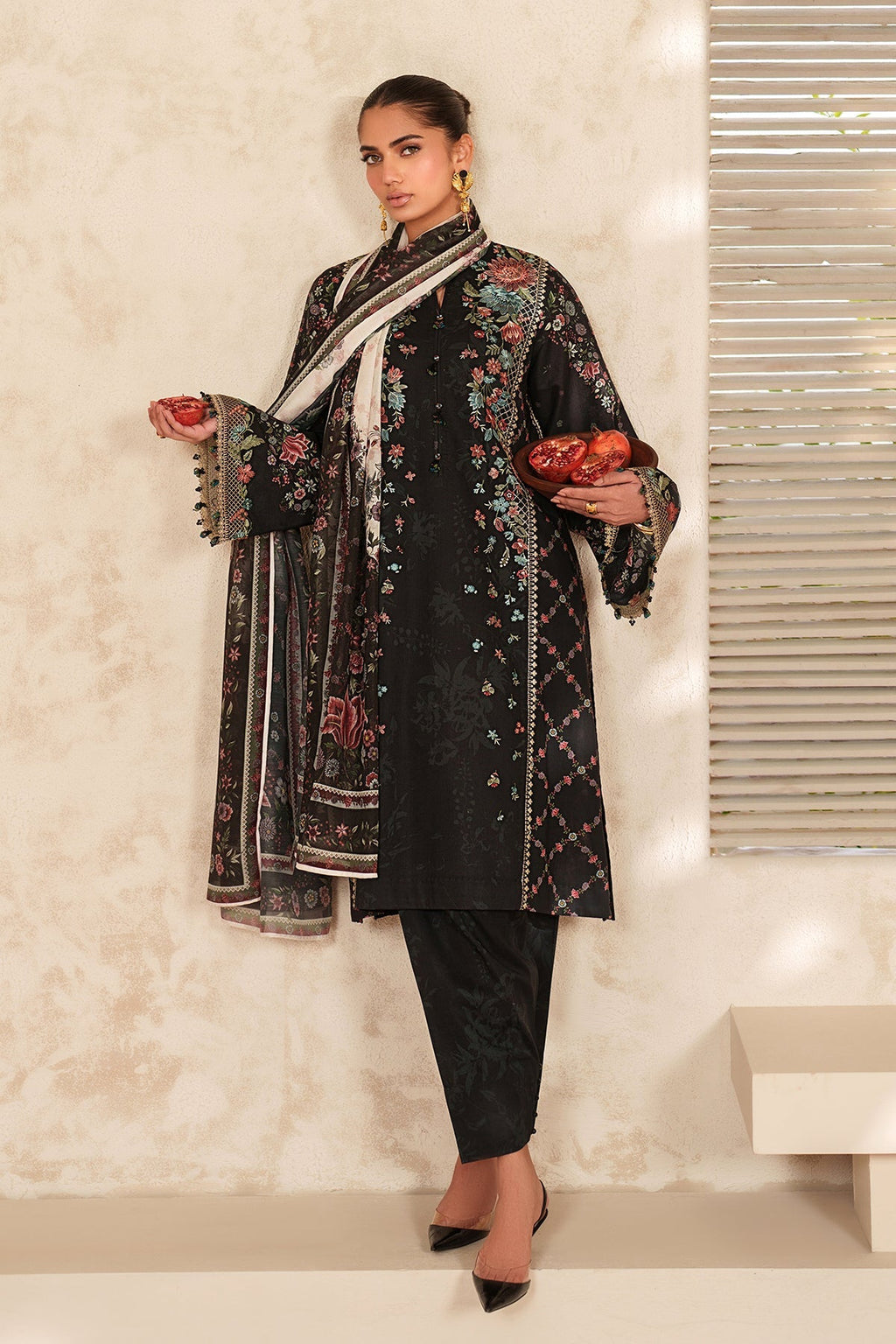 Baroque | Embroidered Lawn | SF-4415