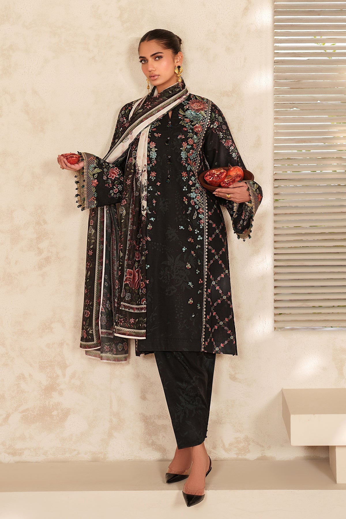 Baroque | Embroidered Lawn | SF-4415