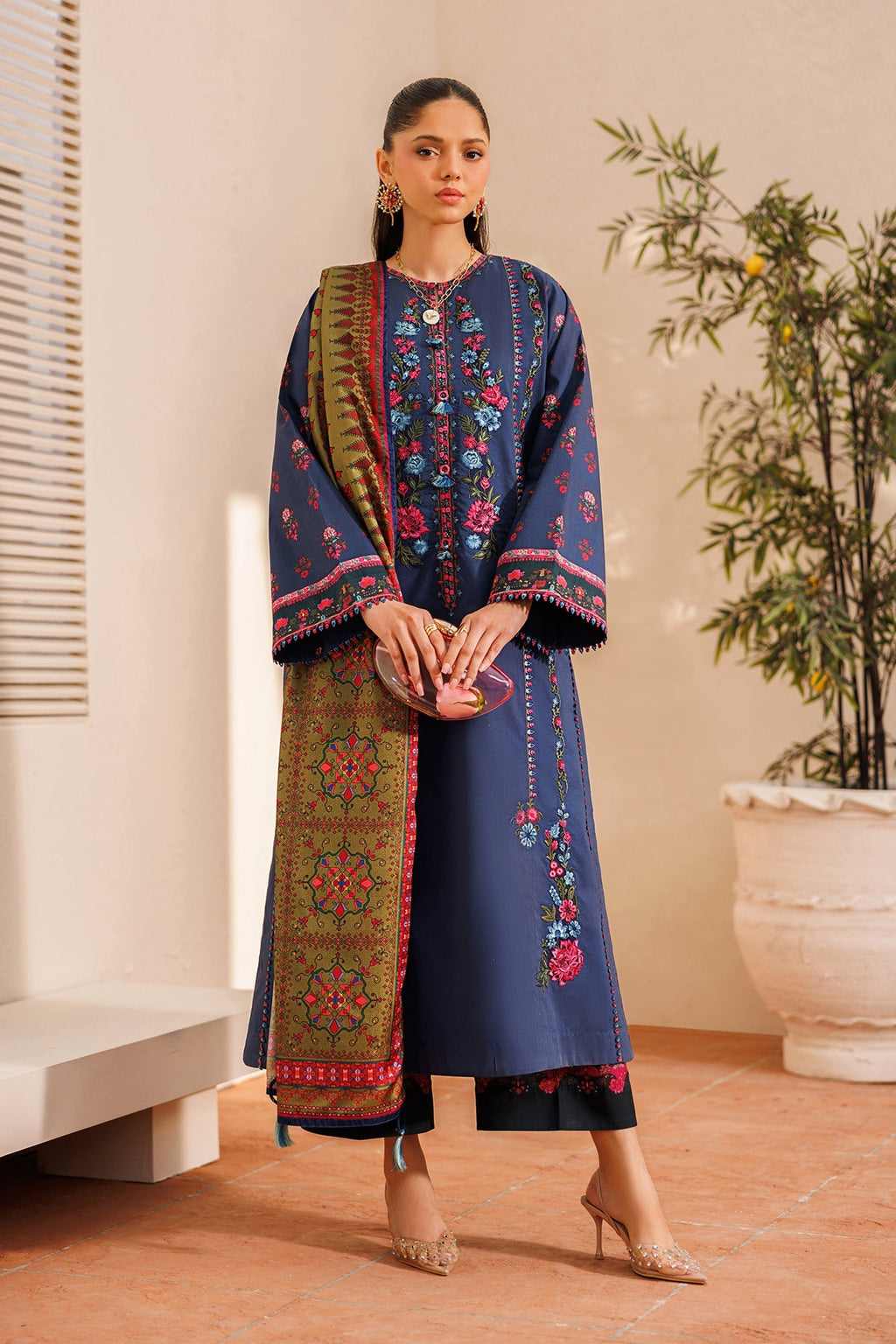 Baroque | Embroidered Lawn | SF-4393