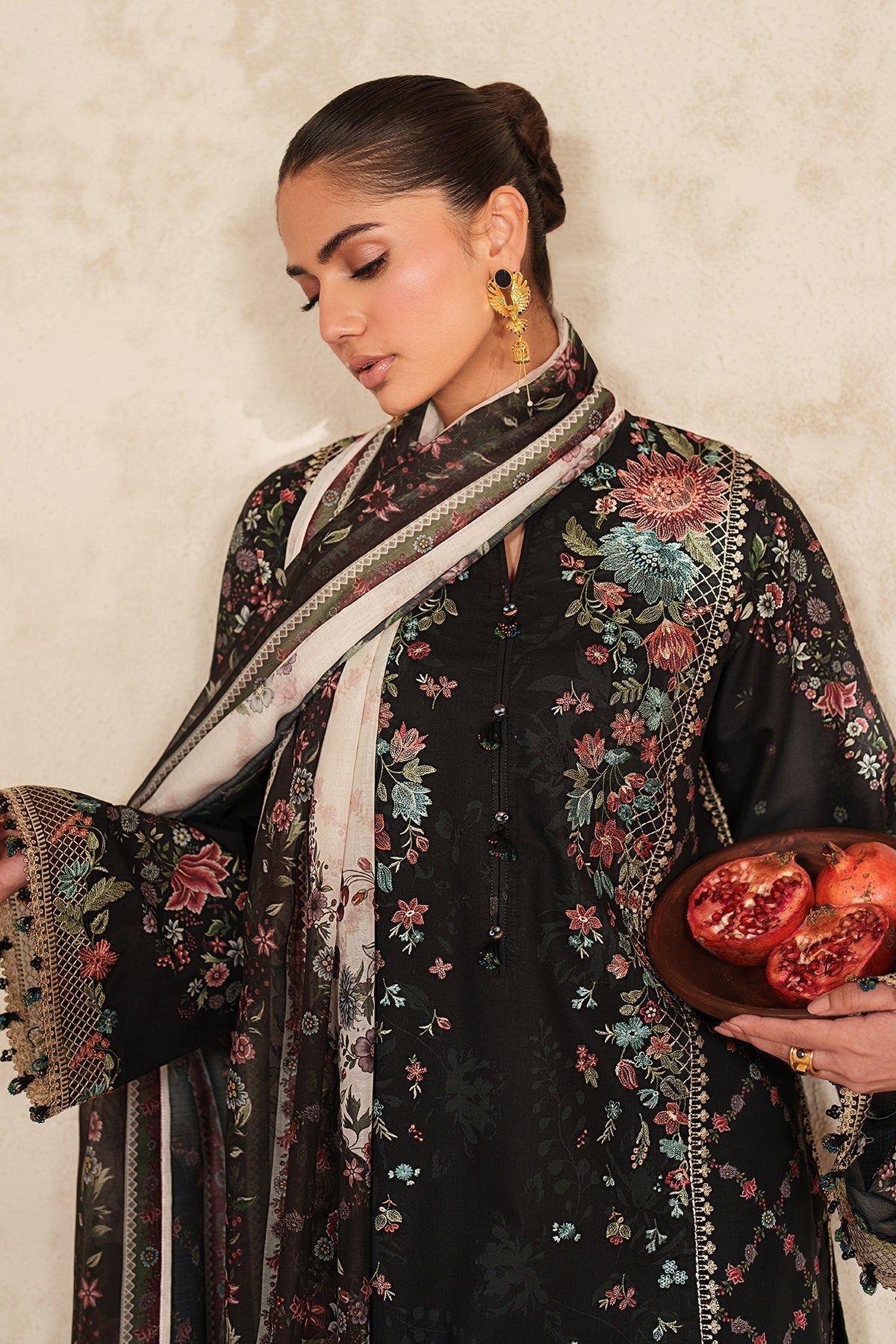 Baroque | Embroidered Lawn | SF-4415