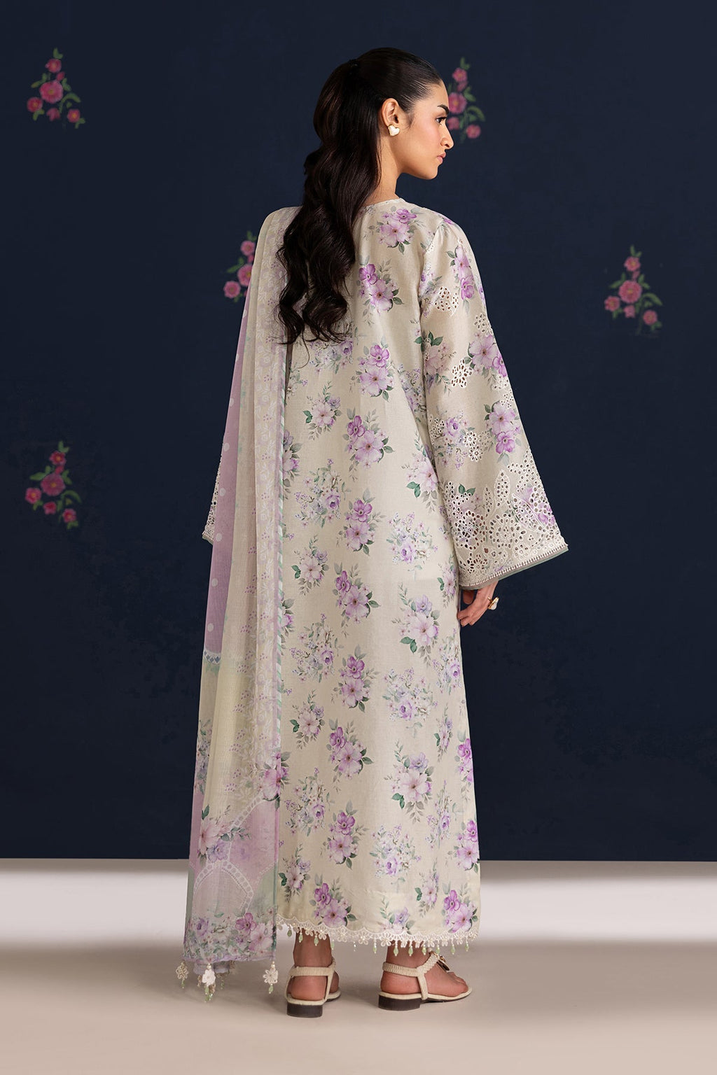 Baroque | Embroidered Lawn | SF-4470