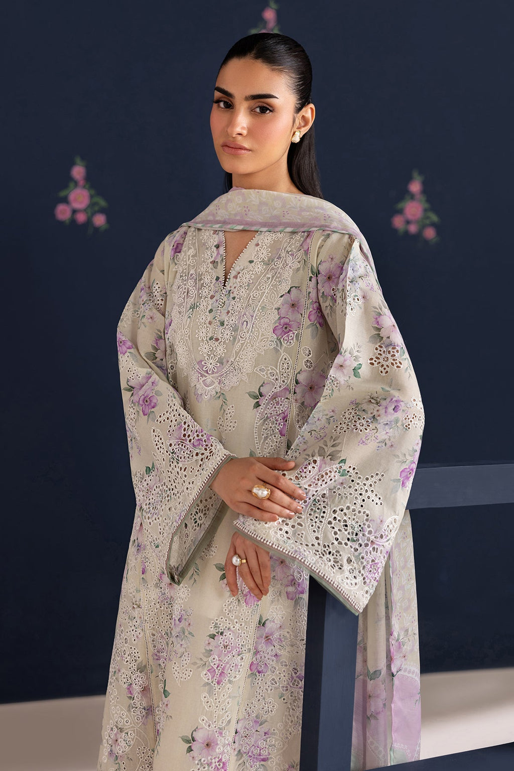 Baroque | Embroidered Lawn | SF-4470