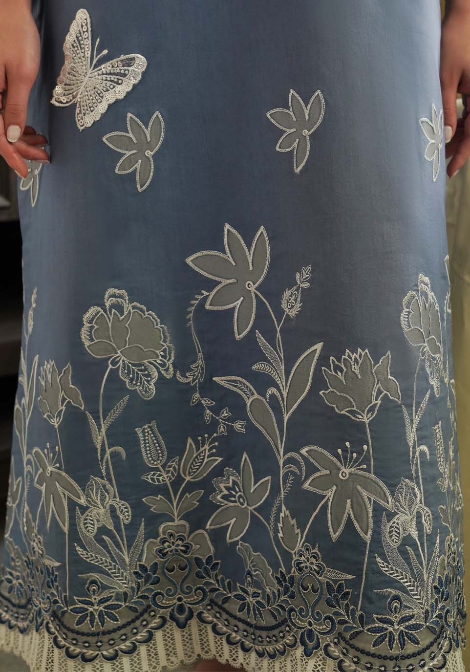Zarqash | Tresor Luxury Lawn 24 | ZQT 004 THISTLE - Riwayat-e-khas