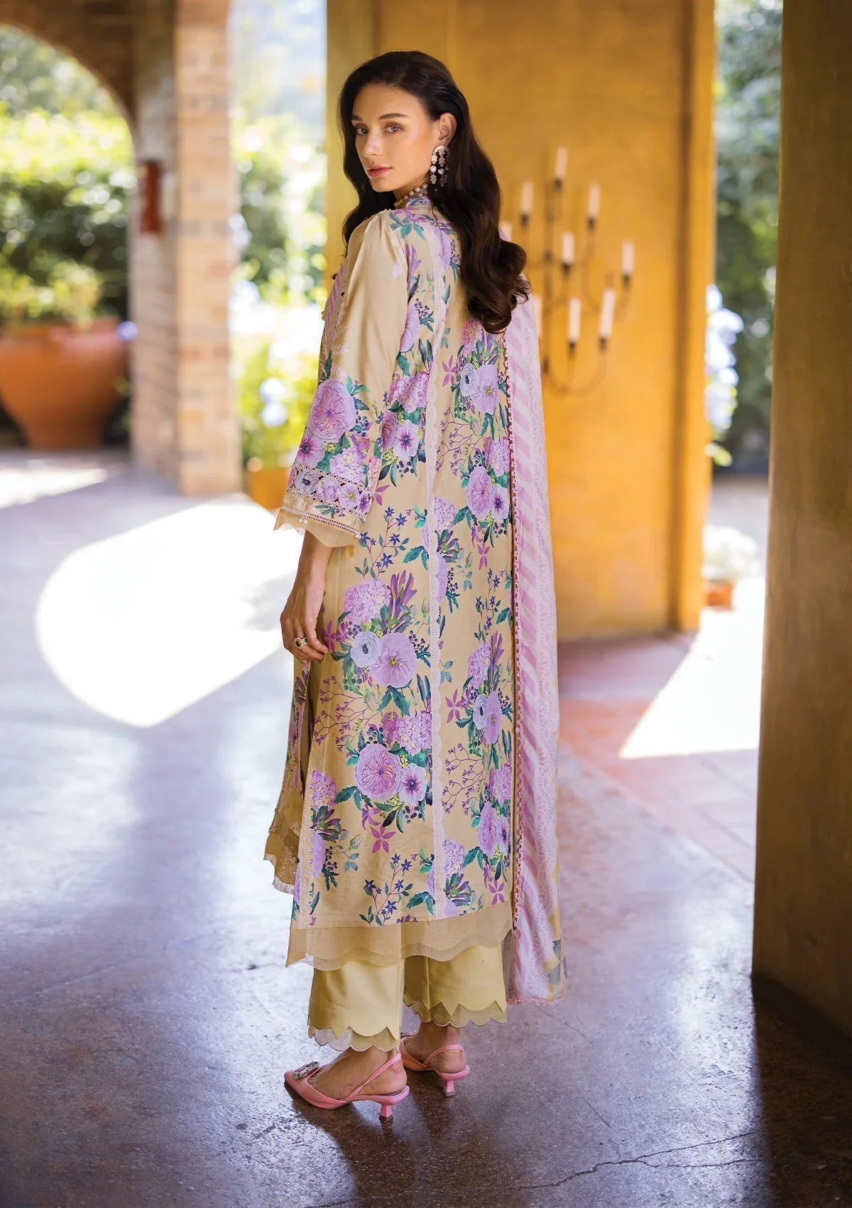 Elaf Premium Print Chikankari Lawn 3Pc Suit ECT-04A TWINKLE