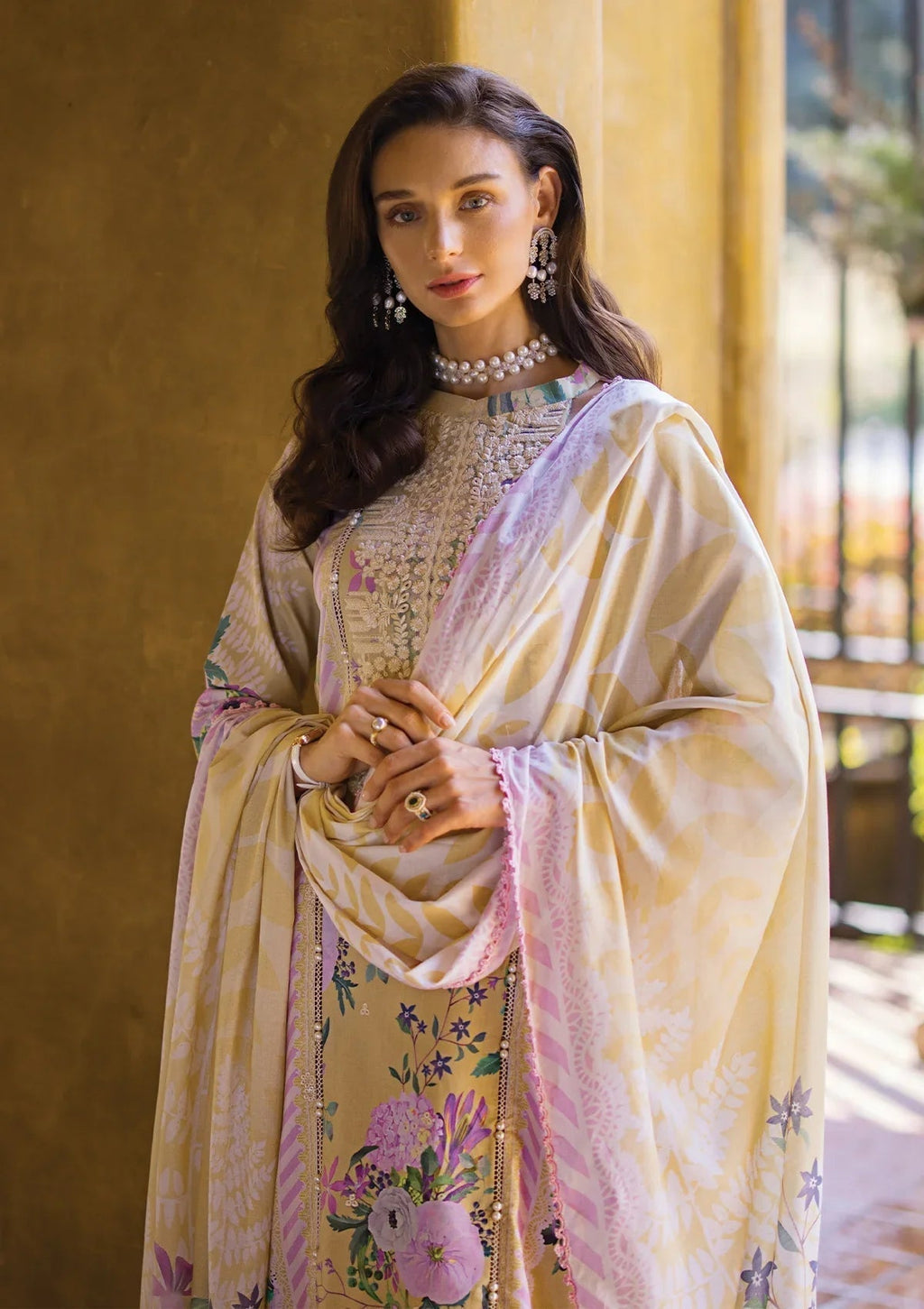 Elaf Premium Print Chikankari Lawn 3Pc Suit ECT-04A TWINKLE