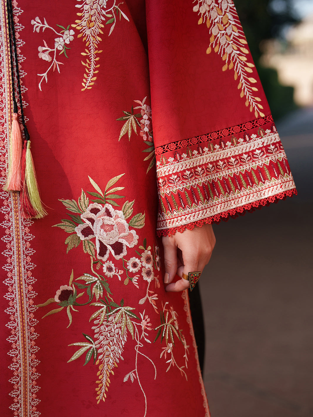 Binilyas | Suroor Eid Pret 26 | 241-B