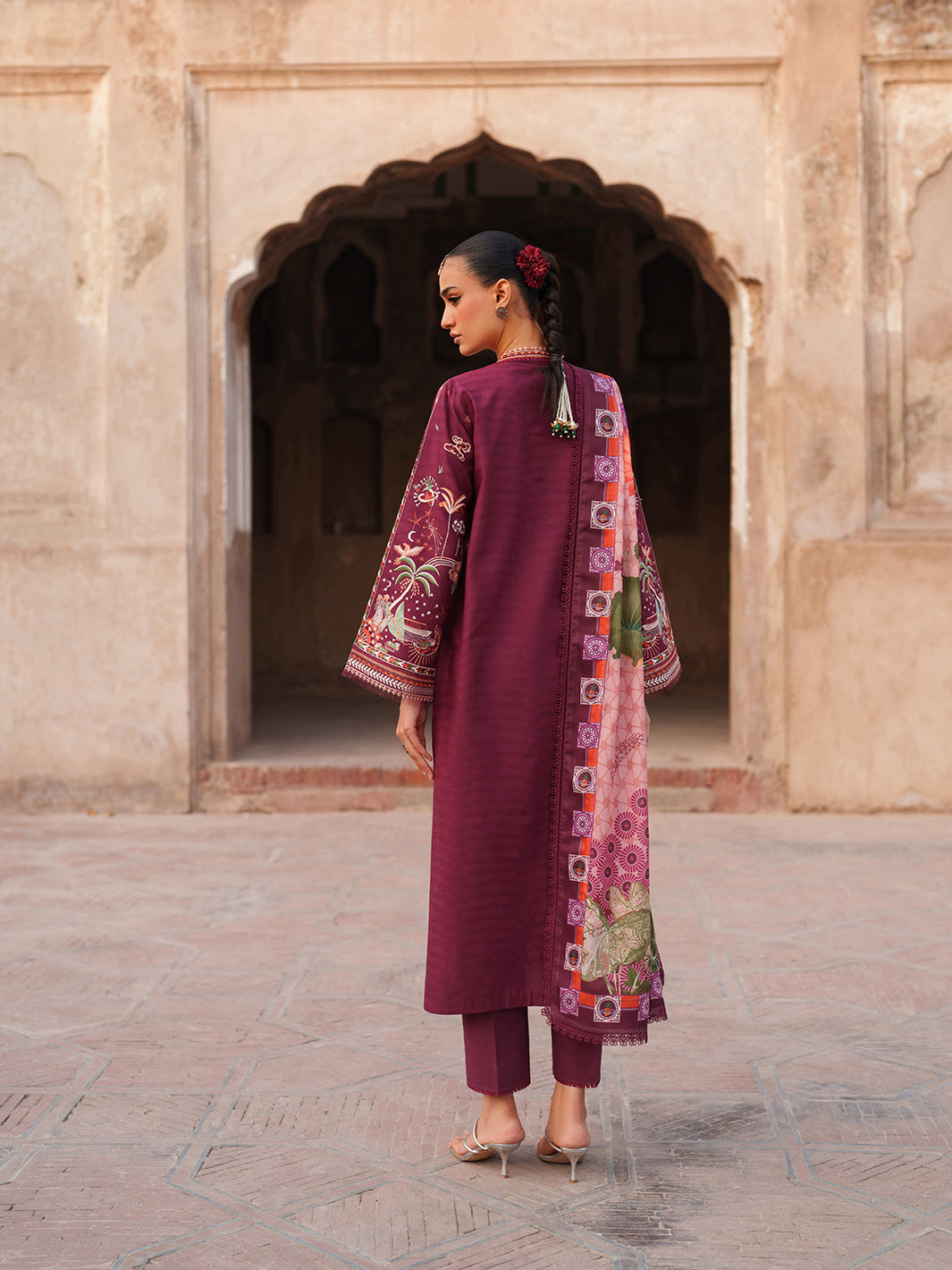 Binilyas | Suroor Eid Pret 26 | 242-A