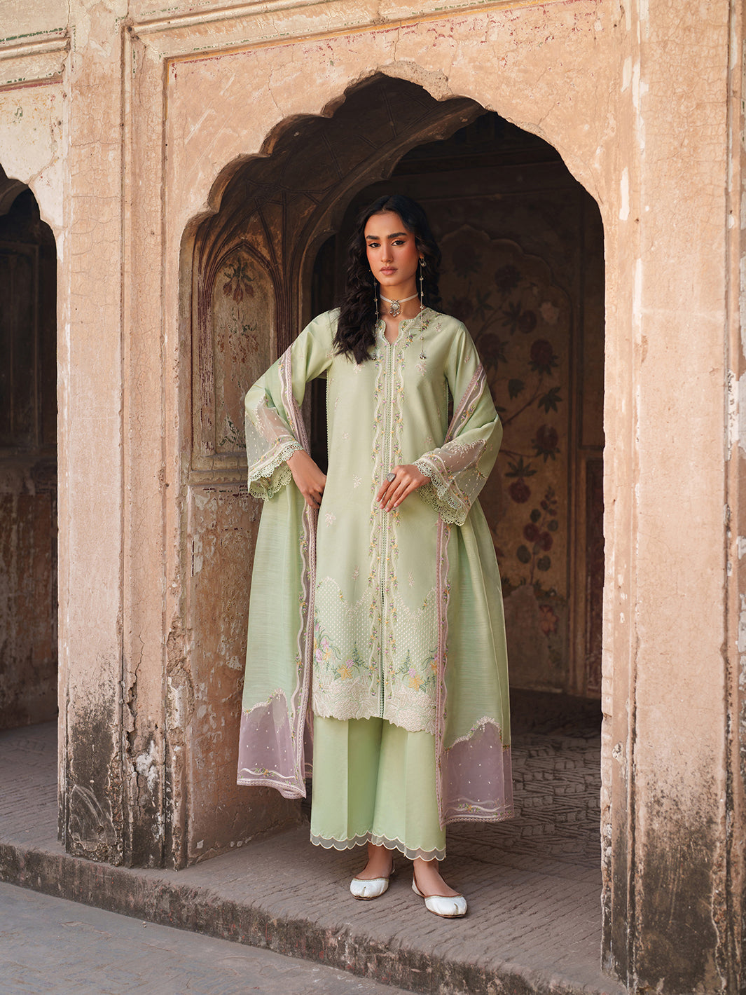 Binilyas | Suroor Eid Pret 26 | 243-A