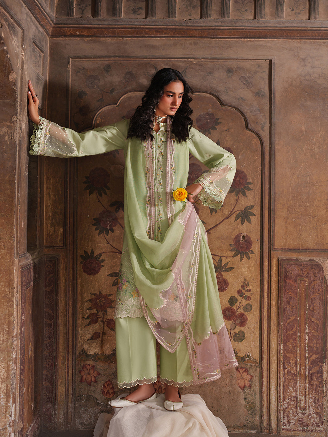 Binilyas | Suroor Eid Pret 26 | 243-A